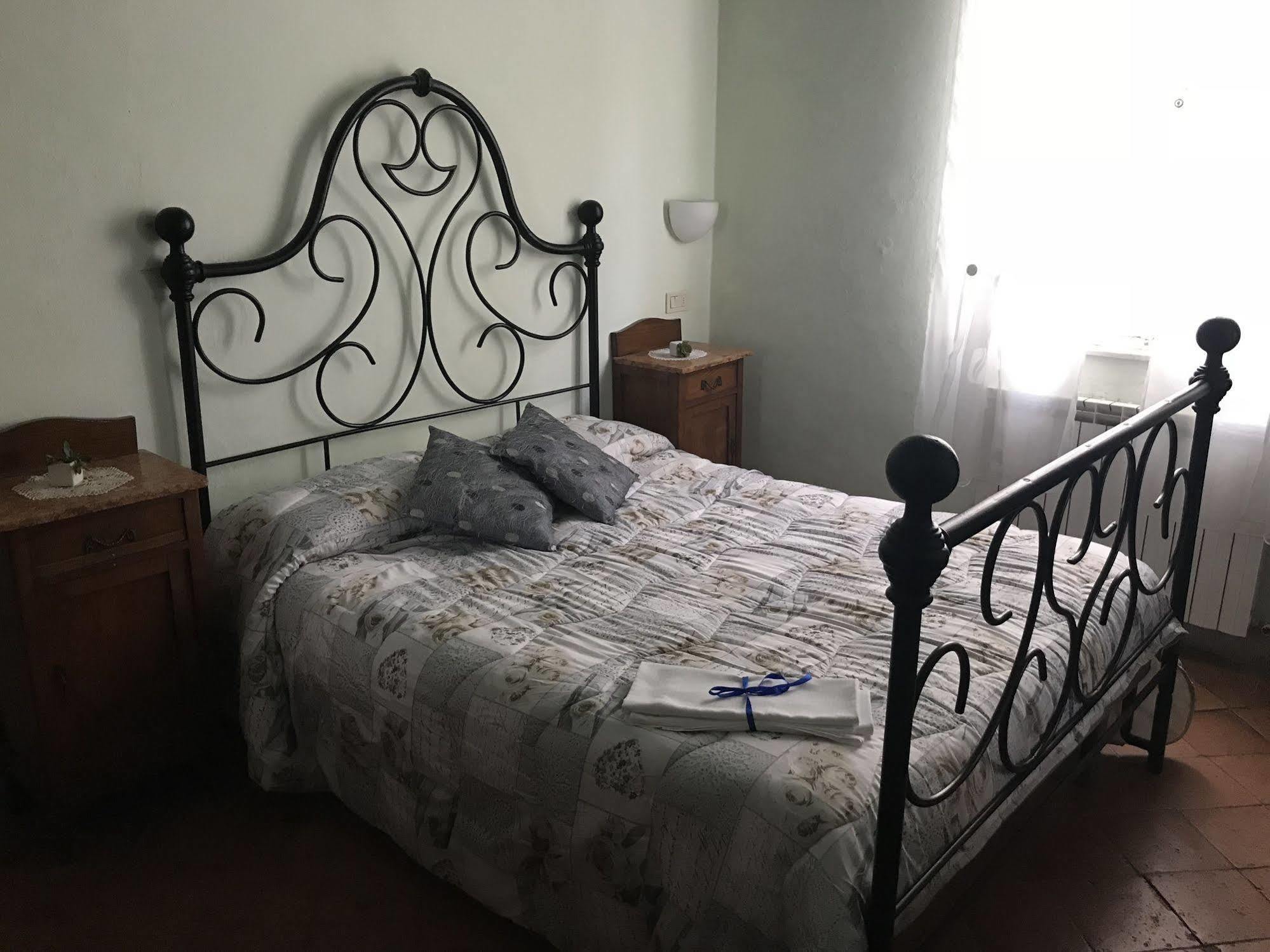 Camere Gozzante Пиенца Экстерьер фото